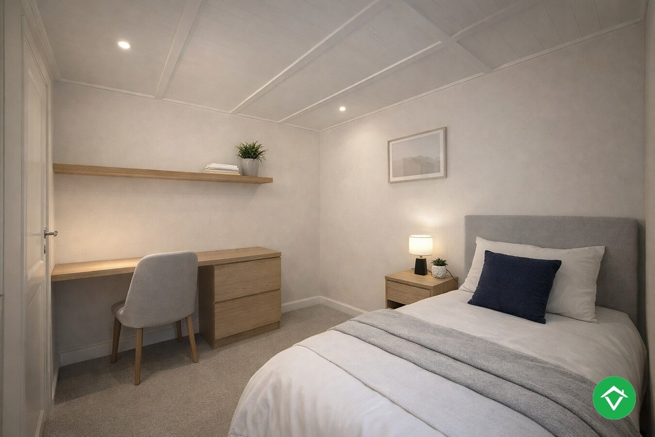 Ruime woning met 5 slaapkamers, garage en diepe tuin te Houthulst 