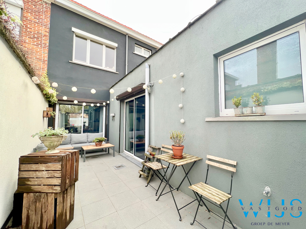 Gezellige gezinswoning op TOPlocatie in Eeklo ! 