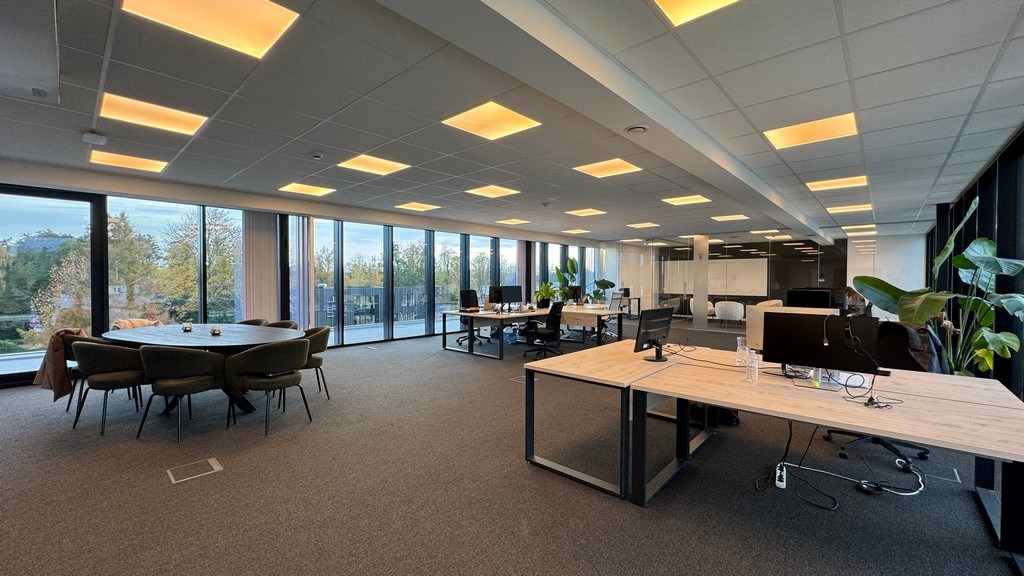 Mooi ingerichte kantoren te huur op zichtlocatie in Sint-Martens-Latem