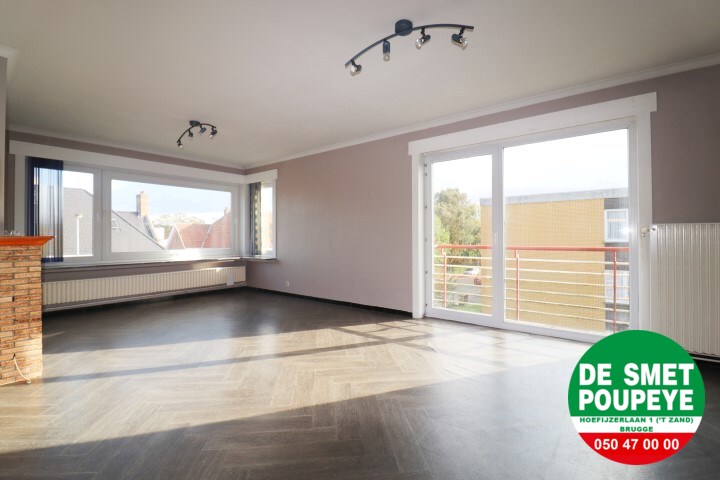 RUIM APPARTEMENT MET 3 SLAAPKAMERS 