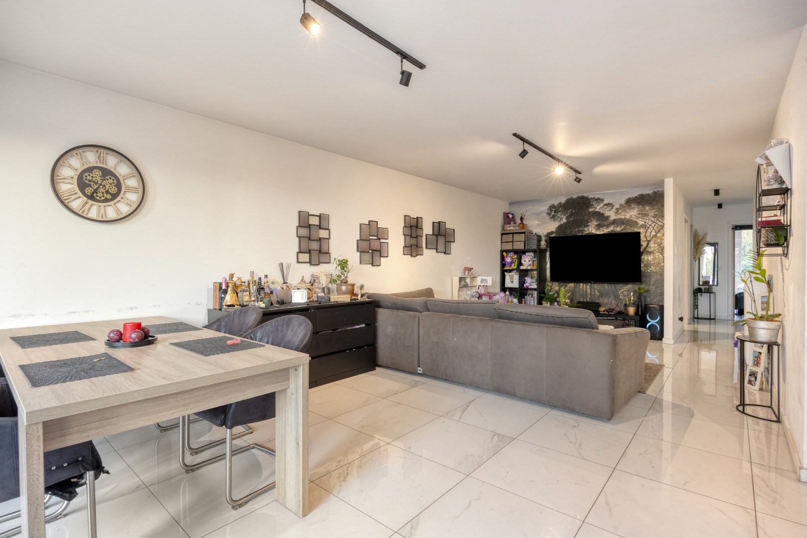 Recent en energiezuinig gelijkvloers appartement met 2 slpk. in Geel 