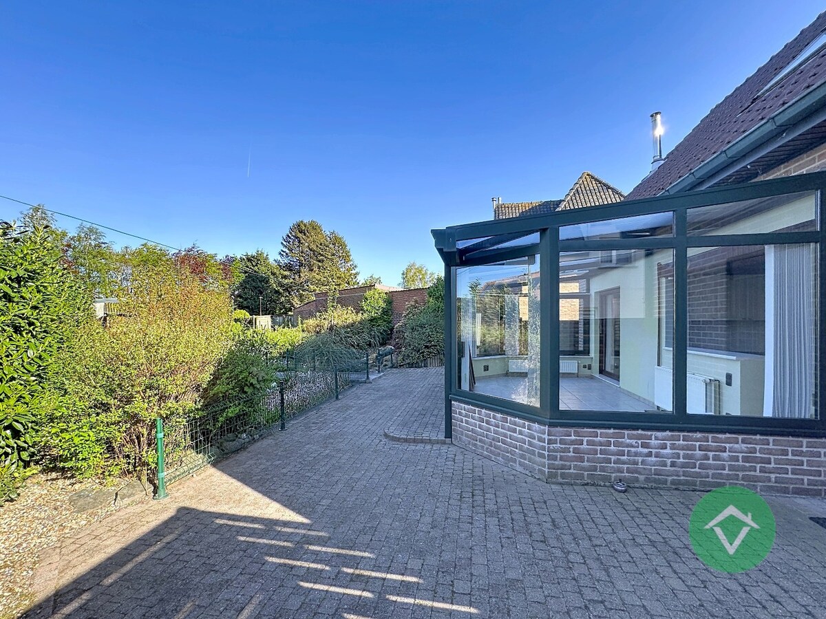 Ruime open bebouwing te huur in Eernegem 