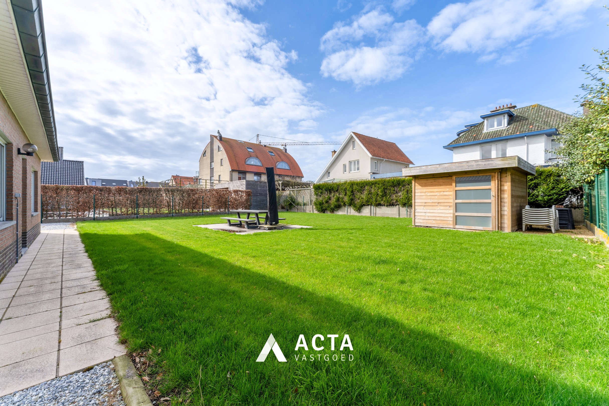 Ruime bungalow op topligging te Middelkerke 