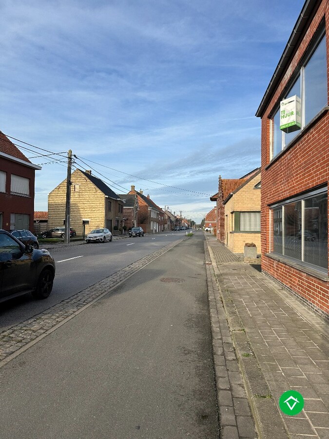 Appartement op eerste verdieping met 2 slaapkamers en terras te Koekelare 