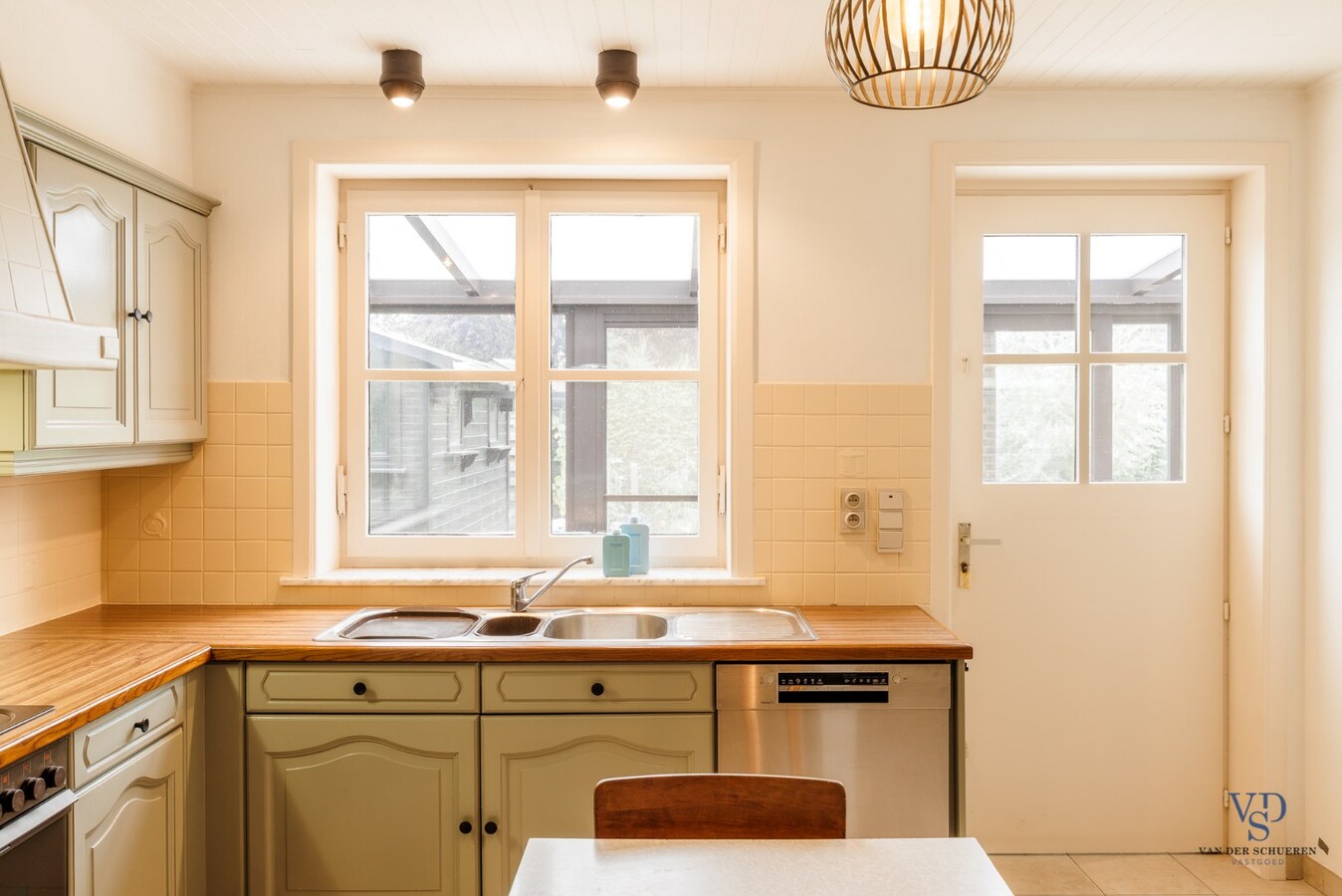 Bijzonder ruime (295m²) gezinswoning in Asper 