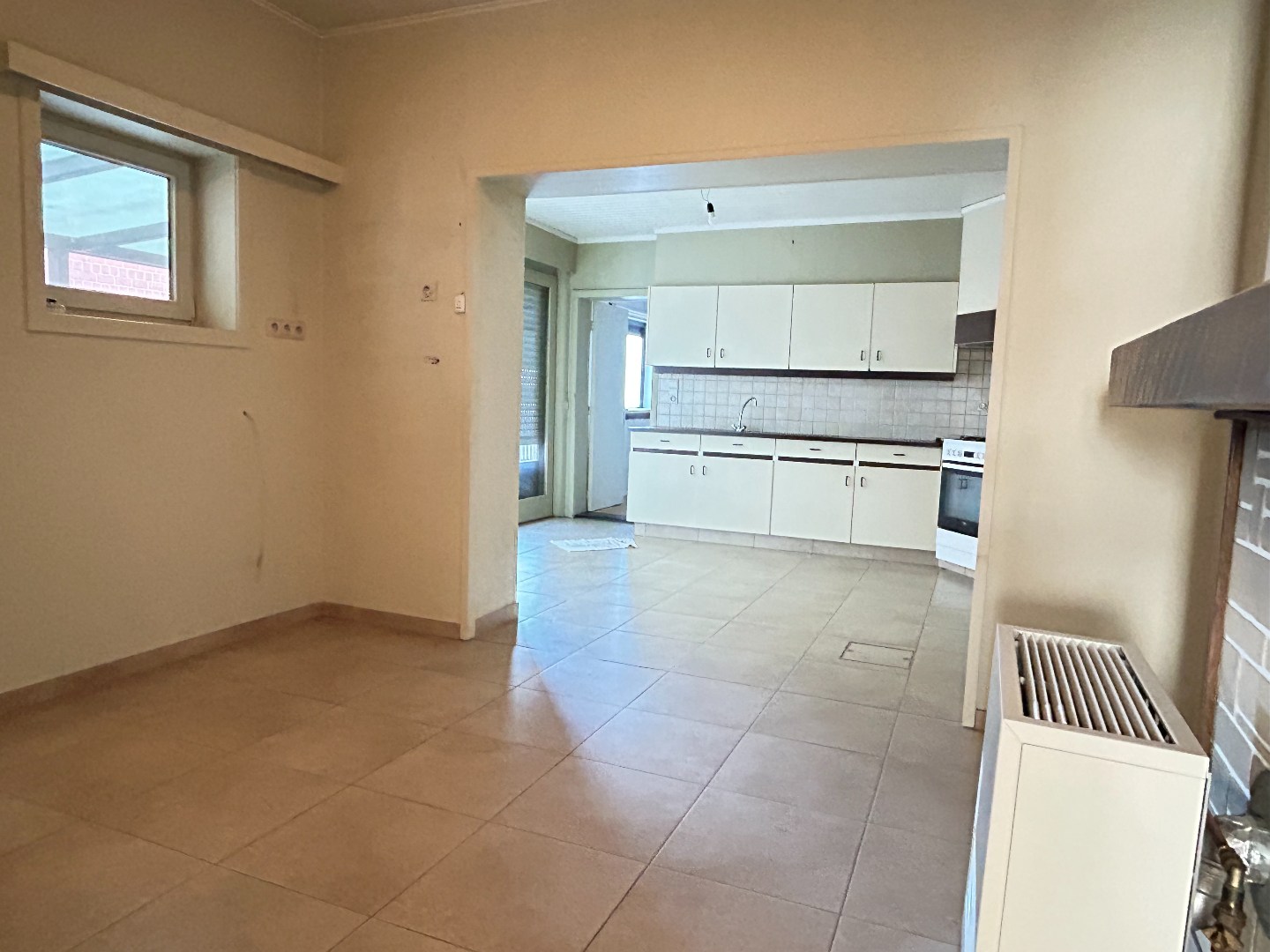 Grote, te renoveren centrumwoning met tuin op 563m² 