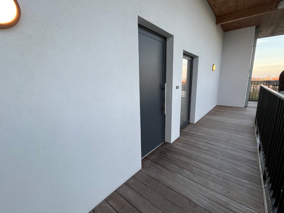 2 slpk-appartement incl. ondergrondse staanplaats ! 