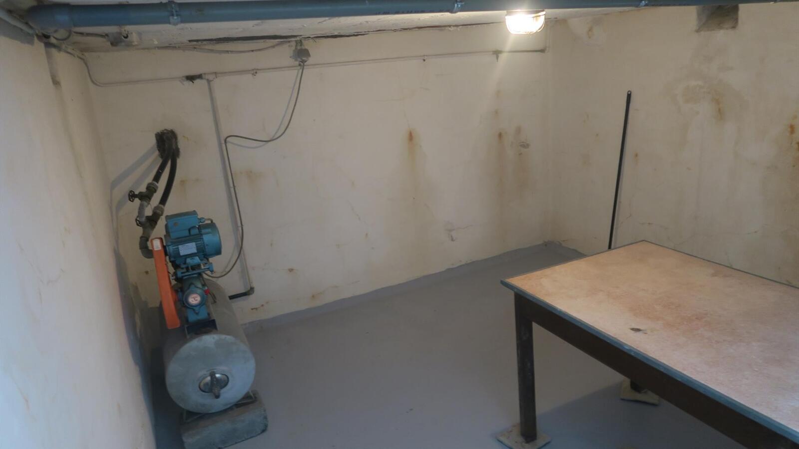 Degelijke open woning op ruim perceel van 843m² 