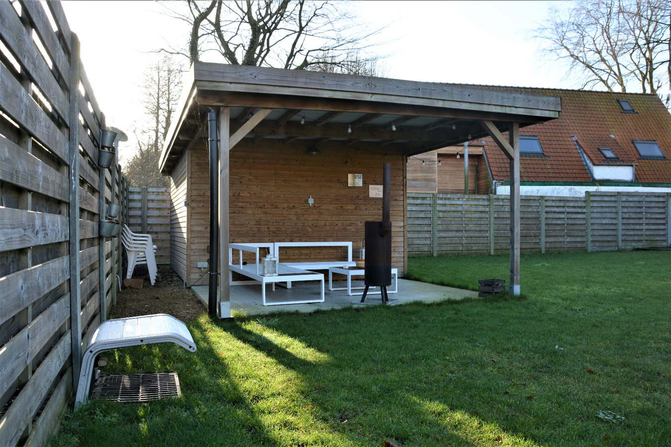 Klassevolle woning met grote tuin 