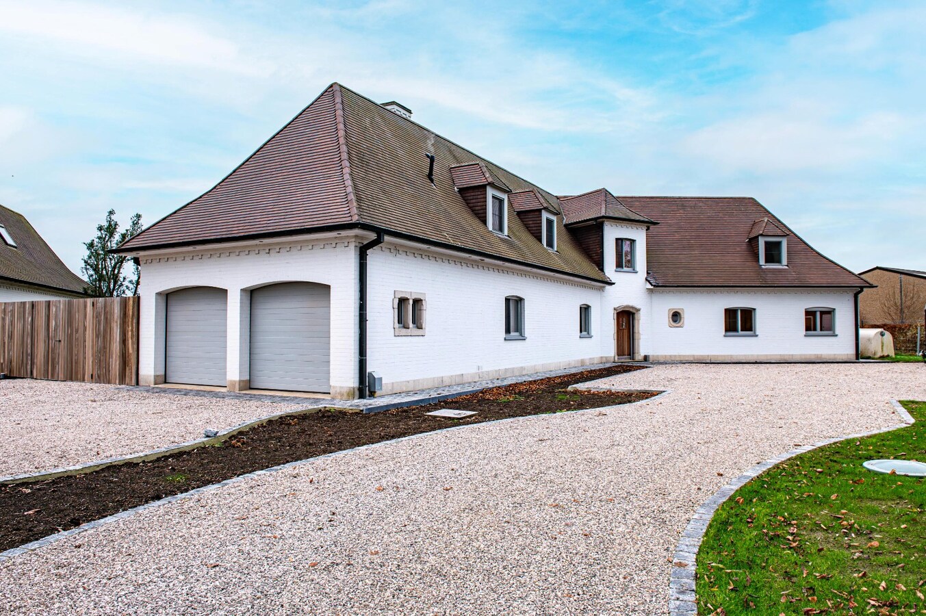 Te koop - Landhuis - Kuurne