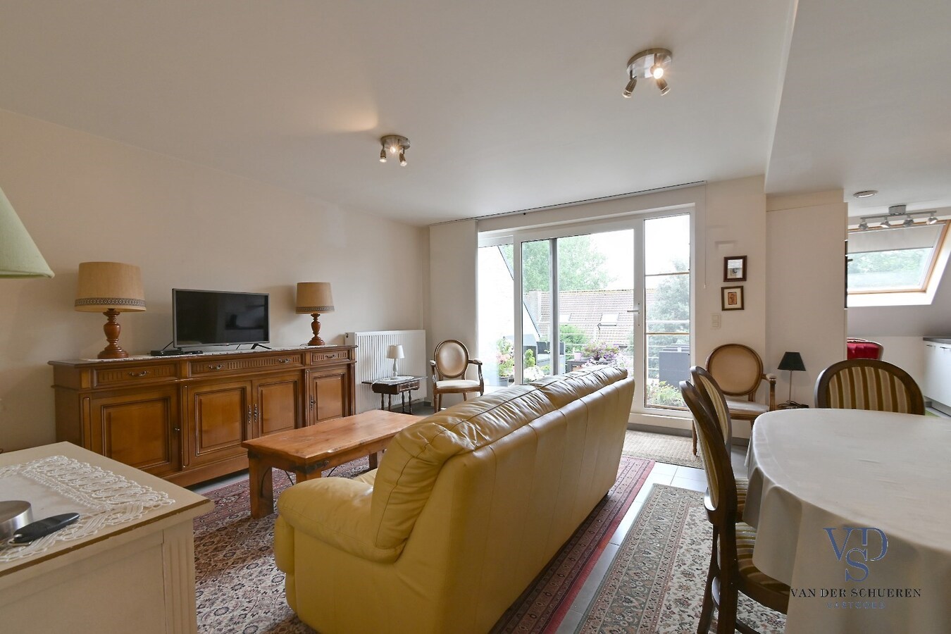 Aangenaam appartement in centrum Asper. 