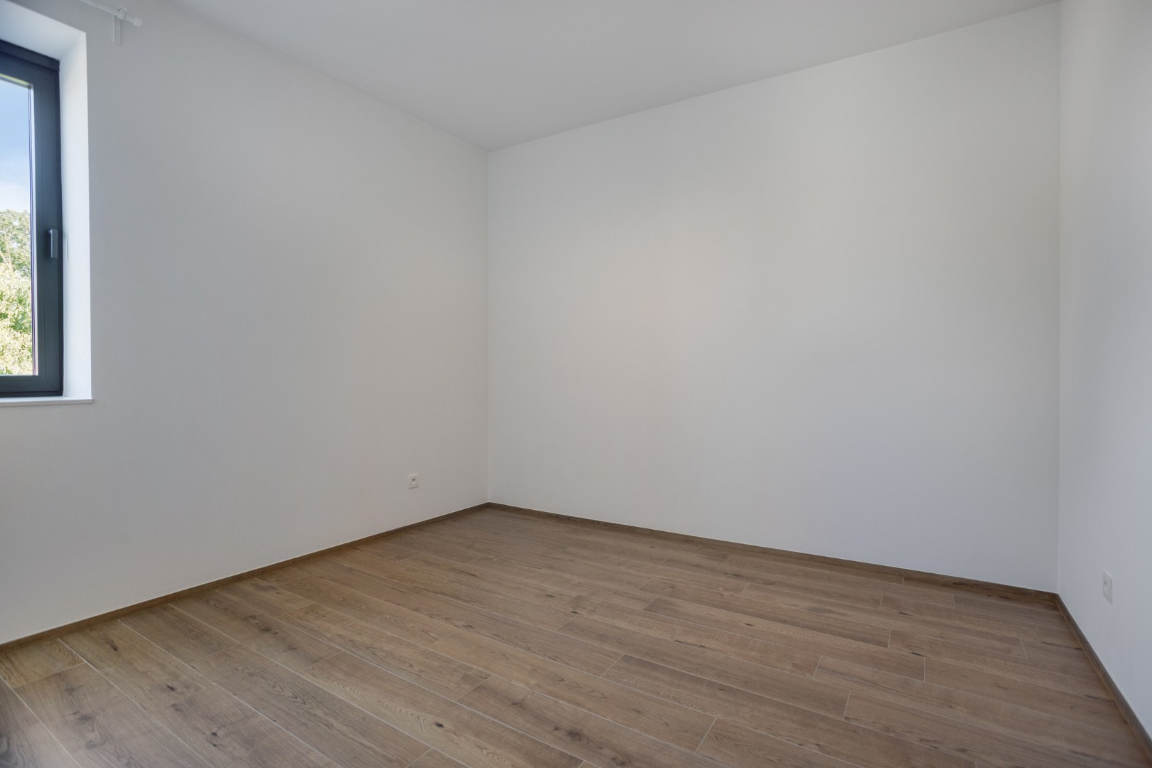 Volledig gerenoveerd appartement in Holsbeek met 3 slaapkamers en lift - EPC 72 Kwh/m² 