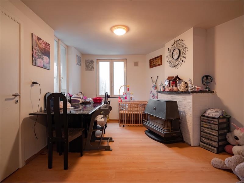 Op te frissen woning met 6 slaapkamers 