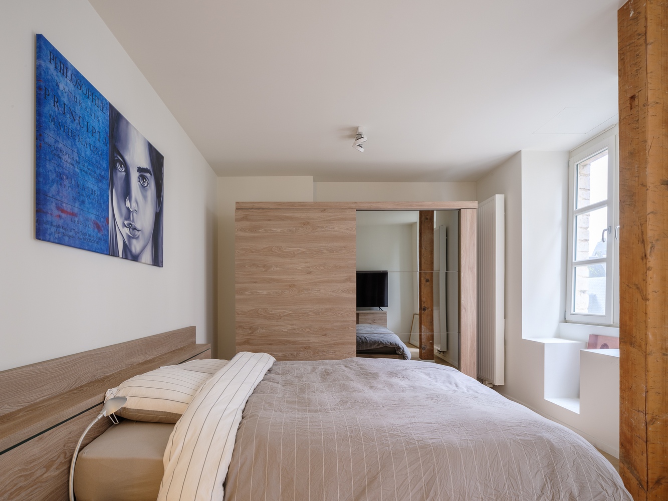 2 slaapkamer appartement met zicht op Korenmarkt en de Sint-Niklaaskerk 