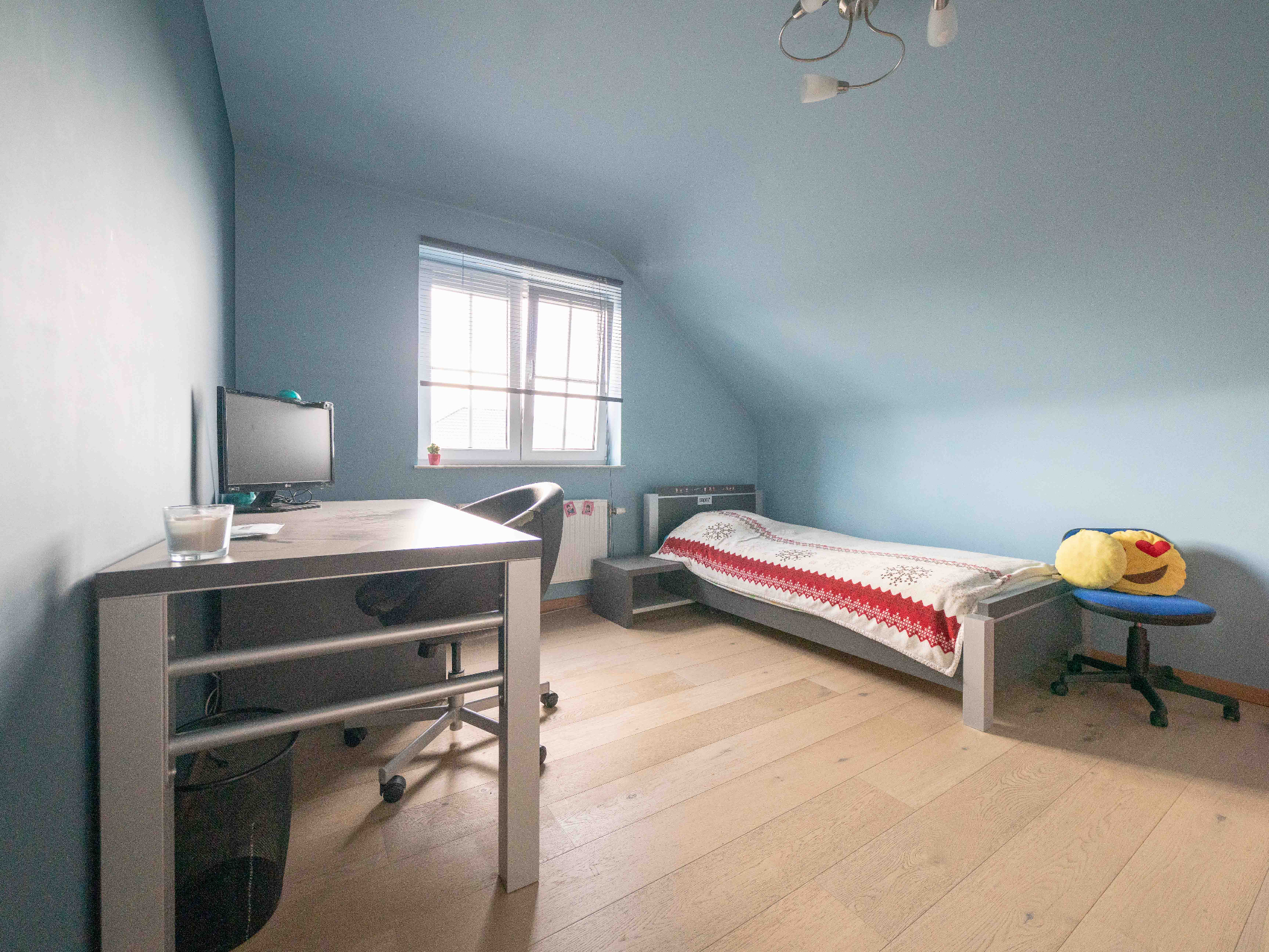 Recente villa (2013) met 4 kamers op een toplocatie! 