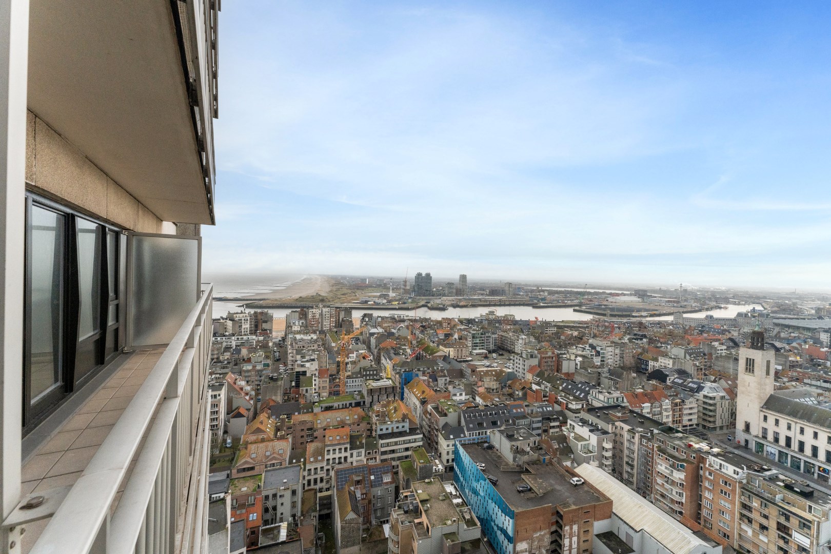 Appartement de vacances au centre d'Ostende avec une vue imprenable sur la mer et la ville 