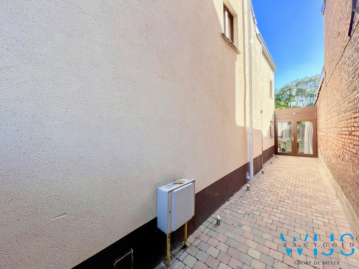 Toffe halfopen bebouwing op 464m² te Rieme/ Ertvelde ! 