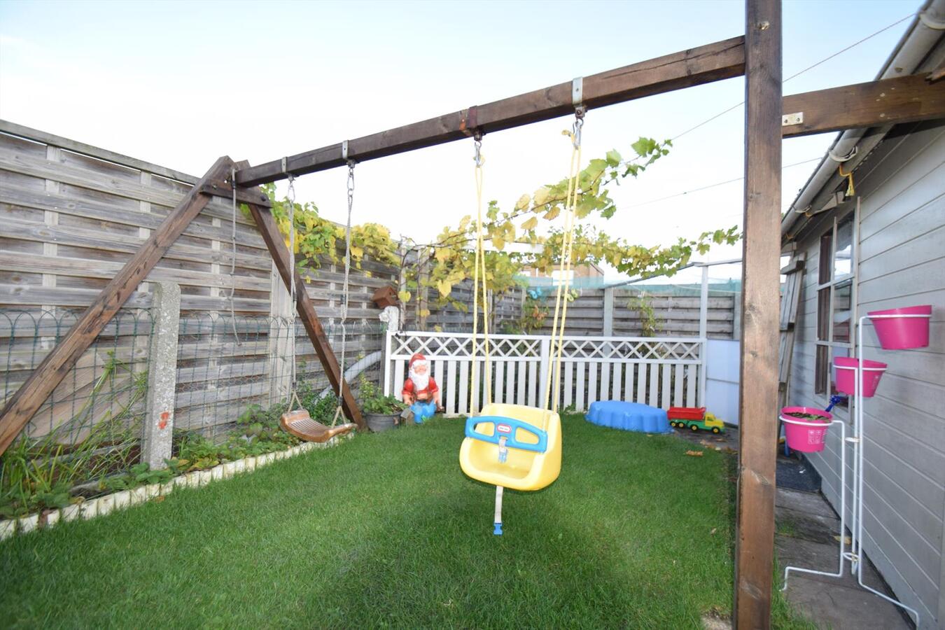 Comfortabele en instapklare 4-slpk-woning met zonnige tuin en garage 