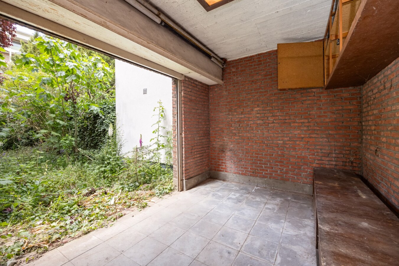 Te renoveren bel-étage met tuin in de Tentoonstellingswijk! 