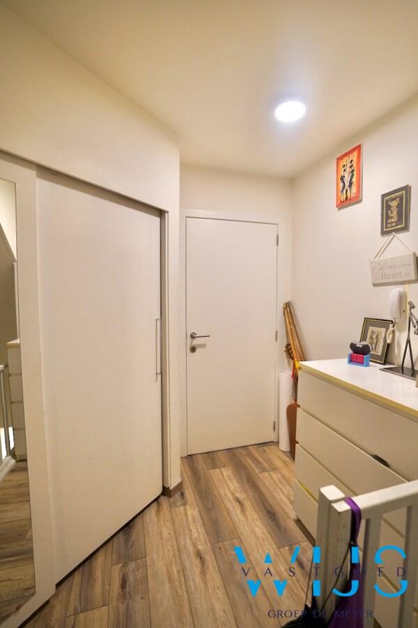 Instapklaar 3 slaapkamerappartement in hartje ASSENEDE! 