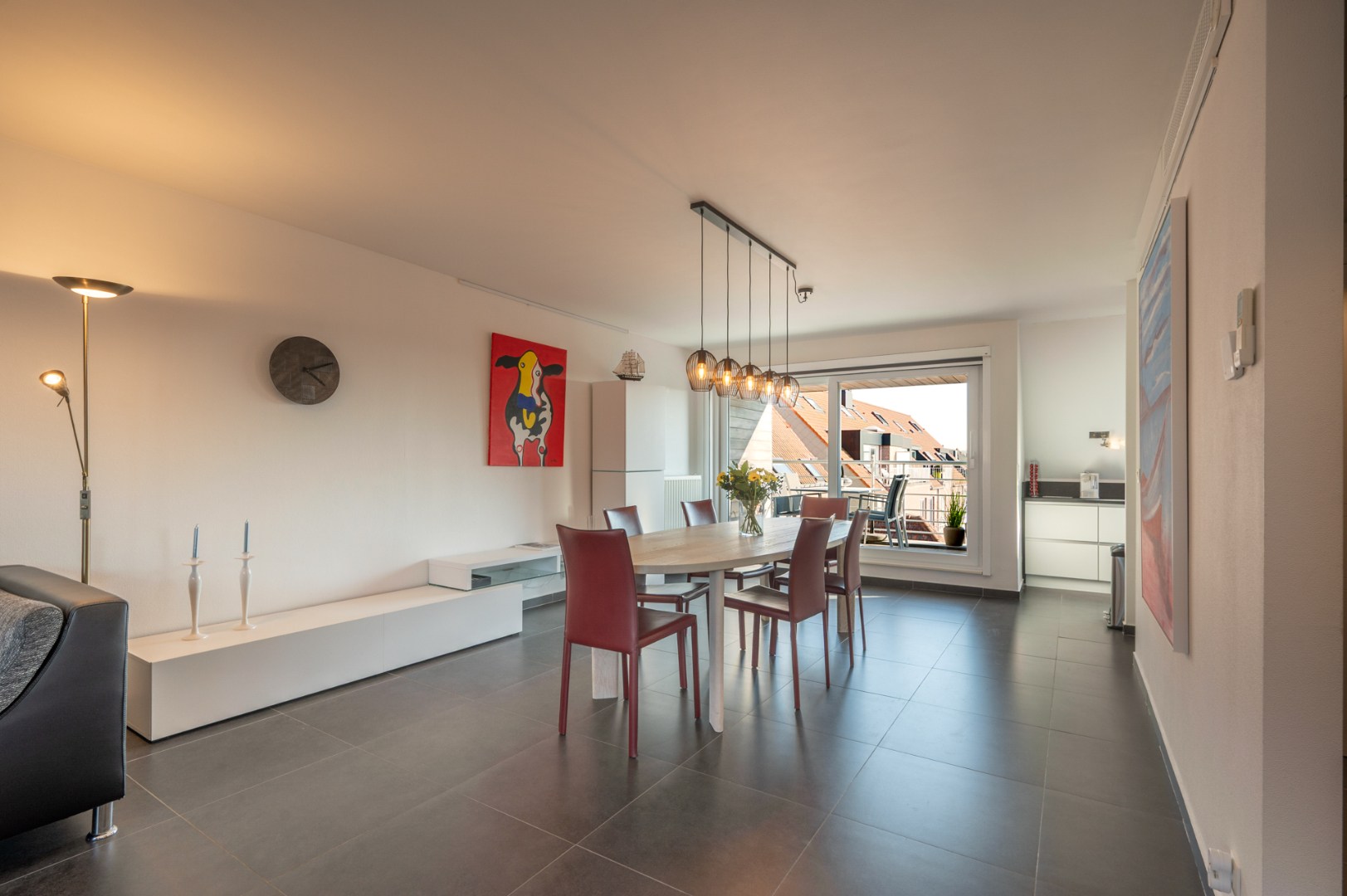 Absoluut instapklare en recent gebouwde duplex met zonneterrassen 