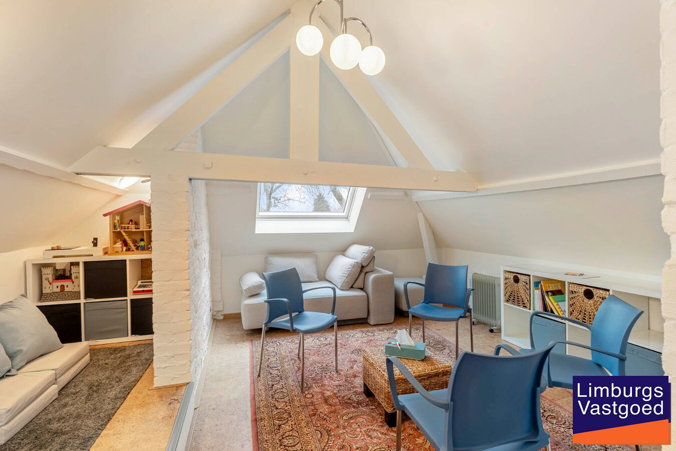 Woonhuis met  praktijkruimte te Waterschei, op een perceel van 6a80ca te Genk 