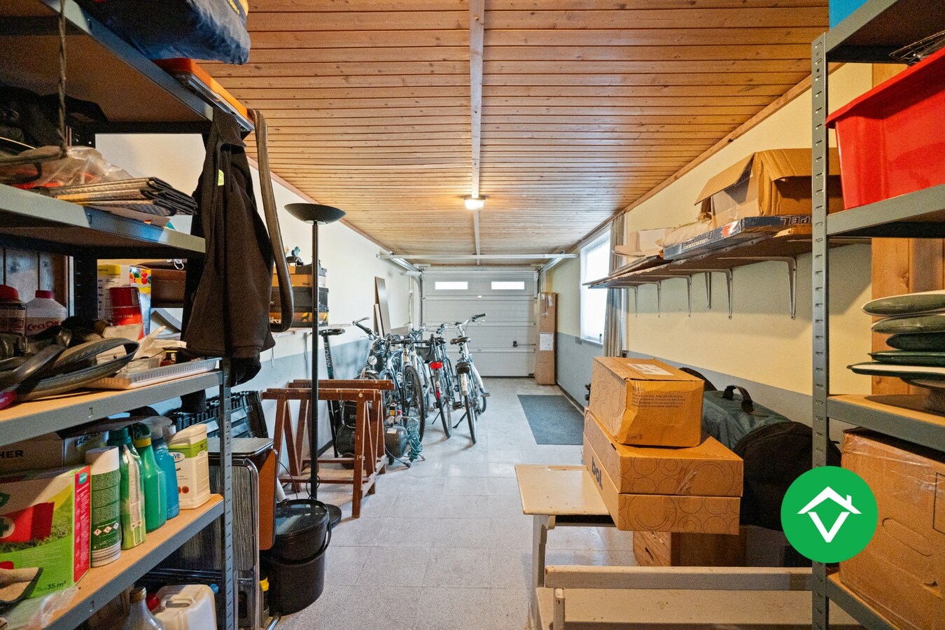 Gezinswoning met 4 slaapkamers  in rustige woonwijk te Roeselare 