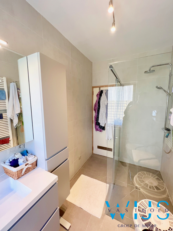 Mooie bungalow op een toplocatie te Evergem ! 