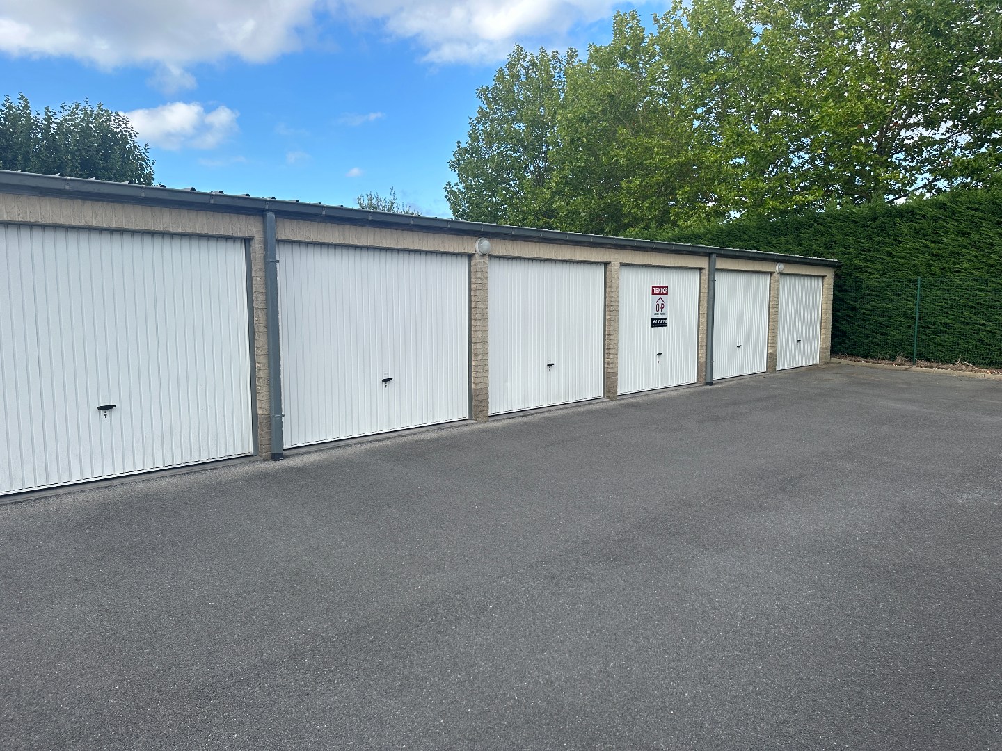 Gunstig gelegen garage te koop, Torhout 