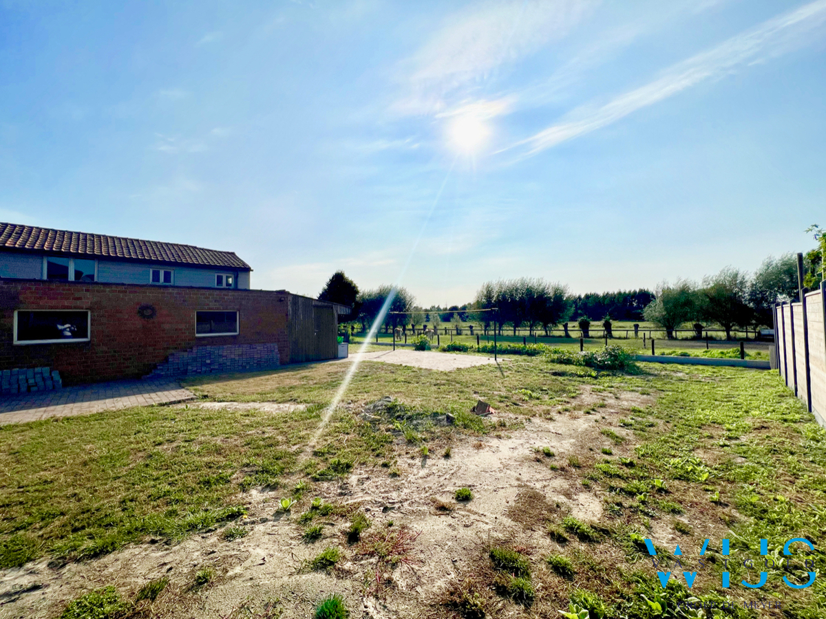 Instapklaar woonhuis op een prachtige ligging te Ertvelde ! 