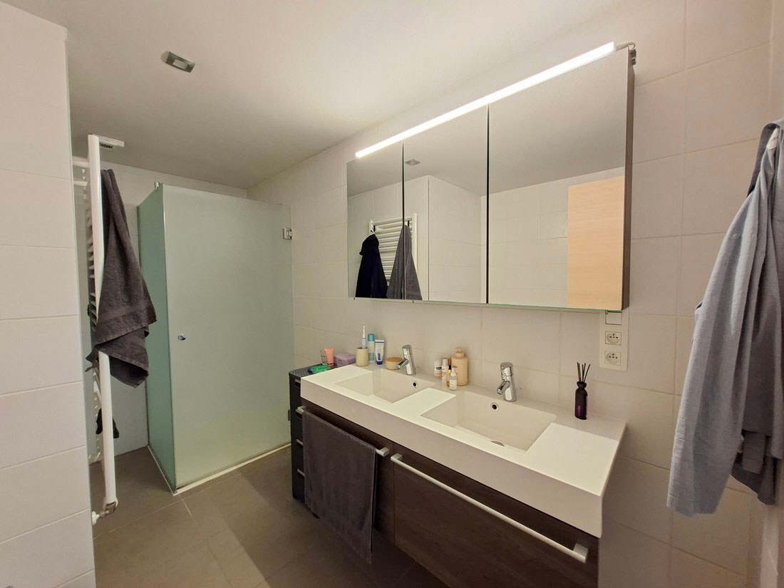 Prachtig modern appartement te Kuringen 