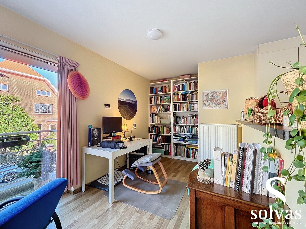 Recent twee slaapkamer appartement op toplocatie te Evergem! 