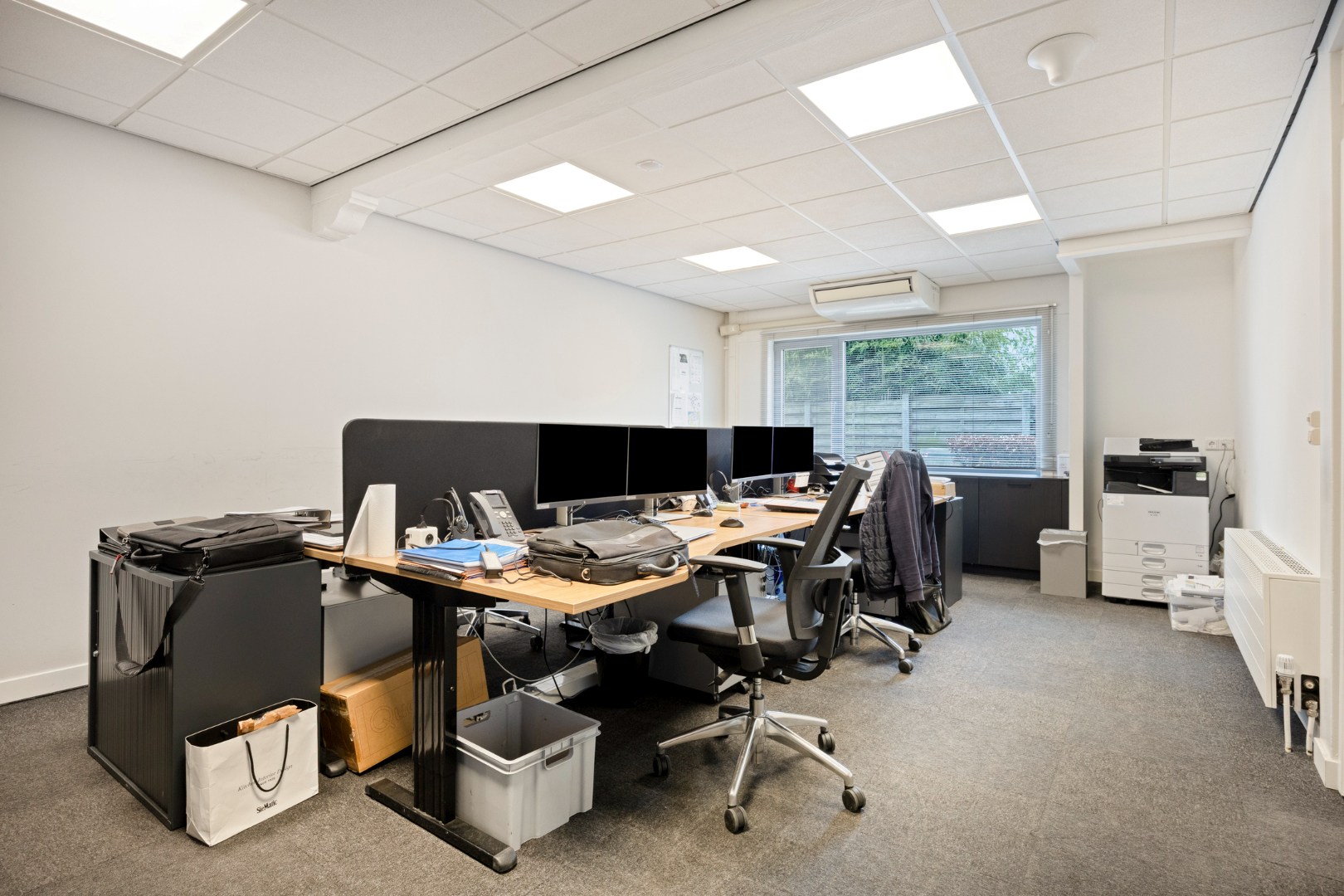 Zeer goed gelegen handelspand van Ca. 880m2 te huur! 