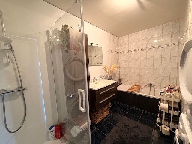 Duplex appartement met 2 slaapkamers, terras en autostandplaats te Dilsen-Stokkem 