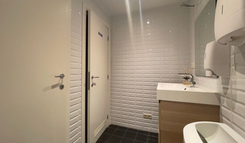 Kantoren te huur in brouwershuis nabij het Zuid in Antwerpen