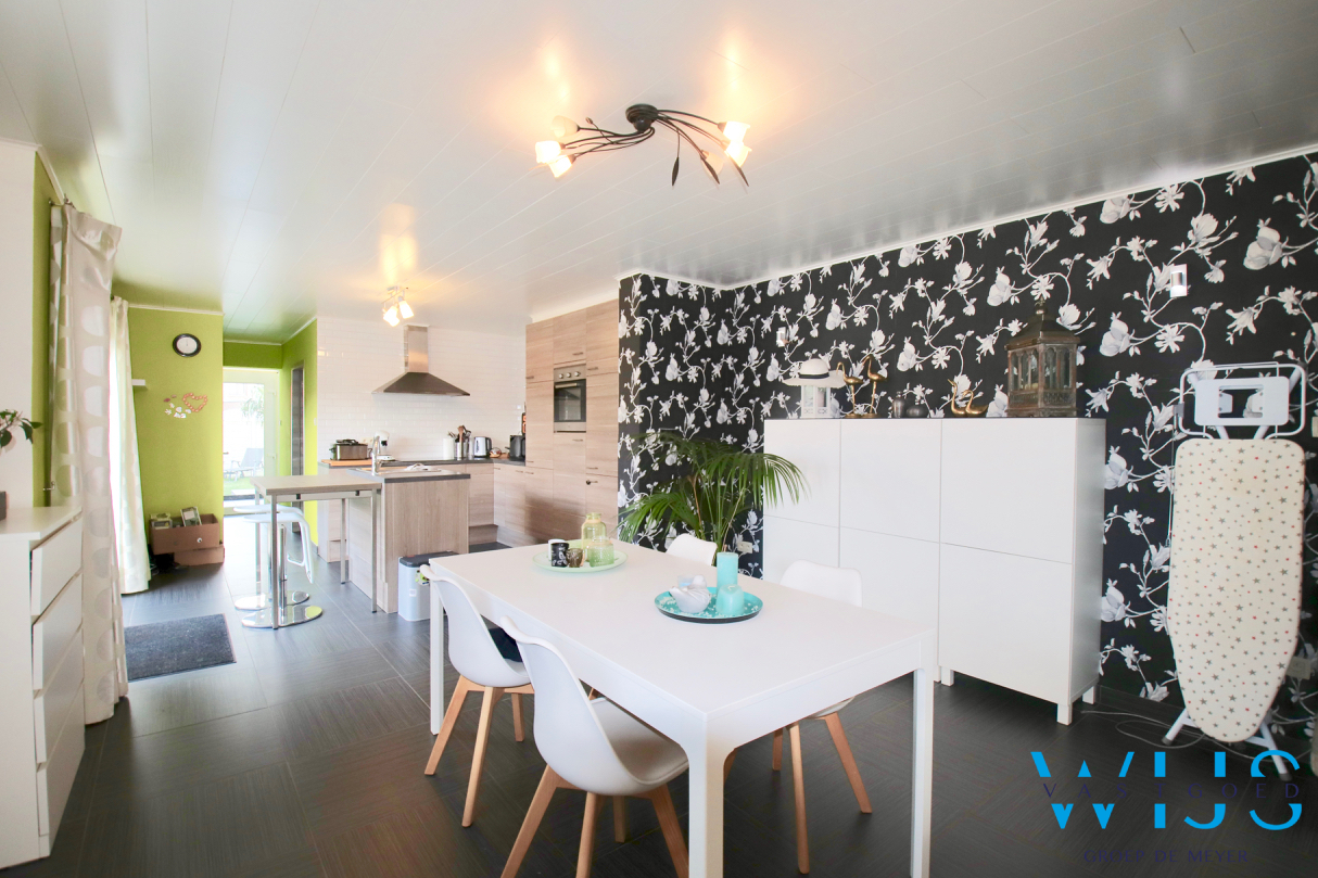 Gezellige instapklare woning met 2 slaapkamers te Assenede ! 