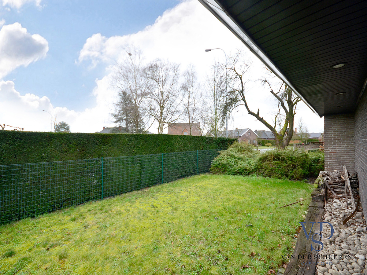 Tijdloze villa in residentiële wijk te Nazareth. 