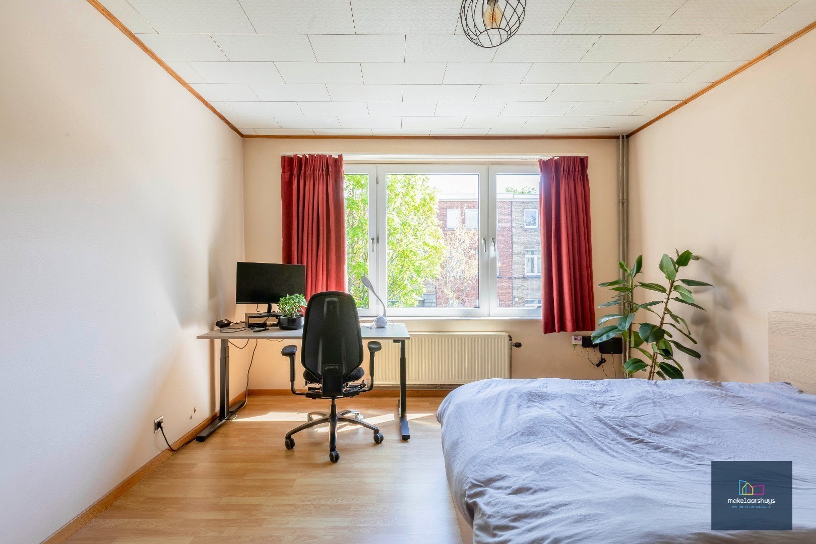 VERHUURD Co-housing : Ruime woning met tuin en dubbele garage in Gent 