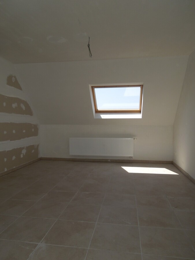 Uniek duplexapp. van +/- 240m² 