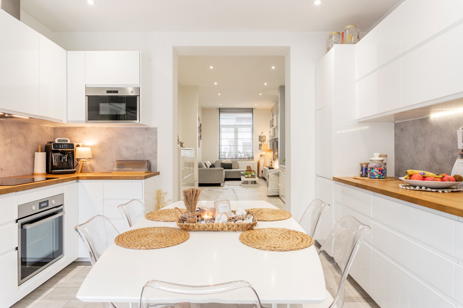 Volledig gerenoveerde woning, 3 slpks en tuin te koop centrum Halle 