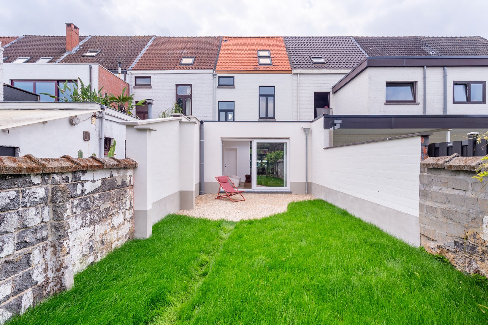 Uniek gerenoveerde en instapklare woning op toplocatie in Sint-Amandsberg 