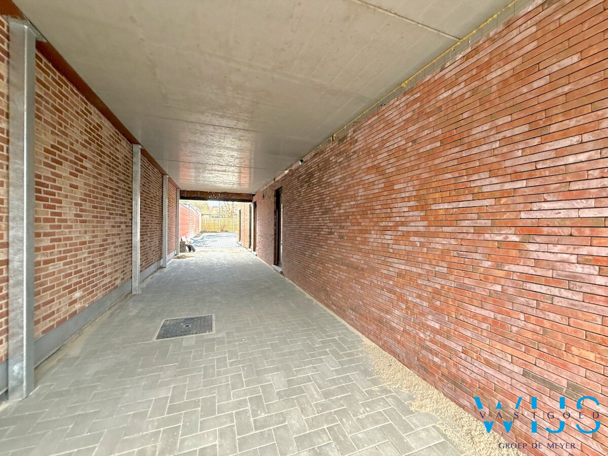 Nieuwbouw gelijkvloers appartement in hartje Ertvelde ! 