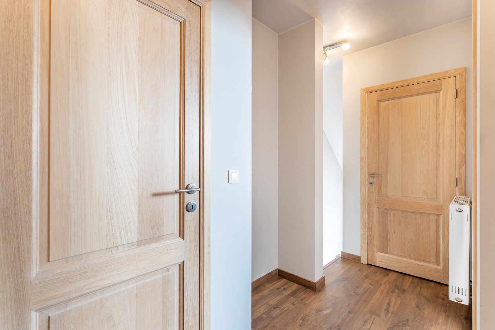 Appartement met 2 slpk, terras en staanplaats 