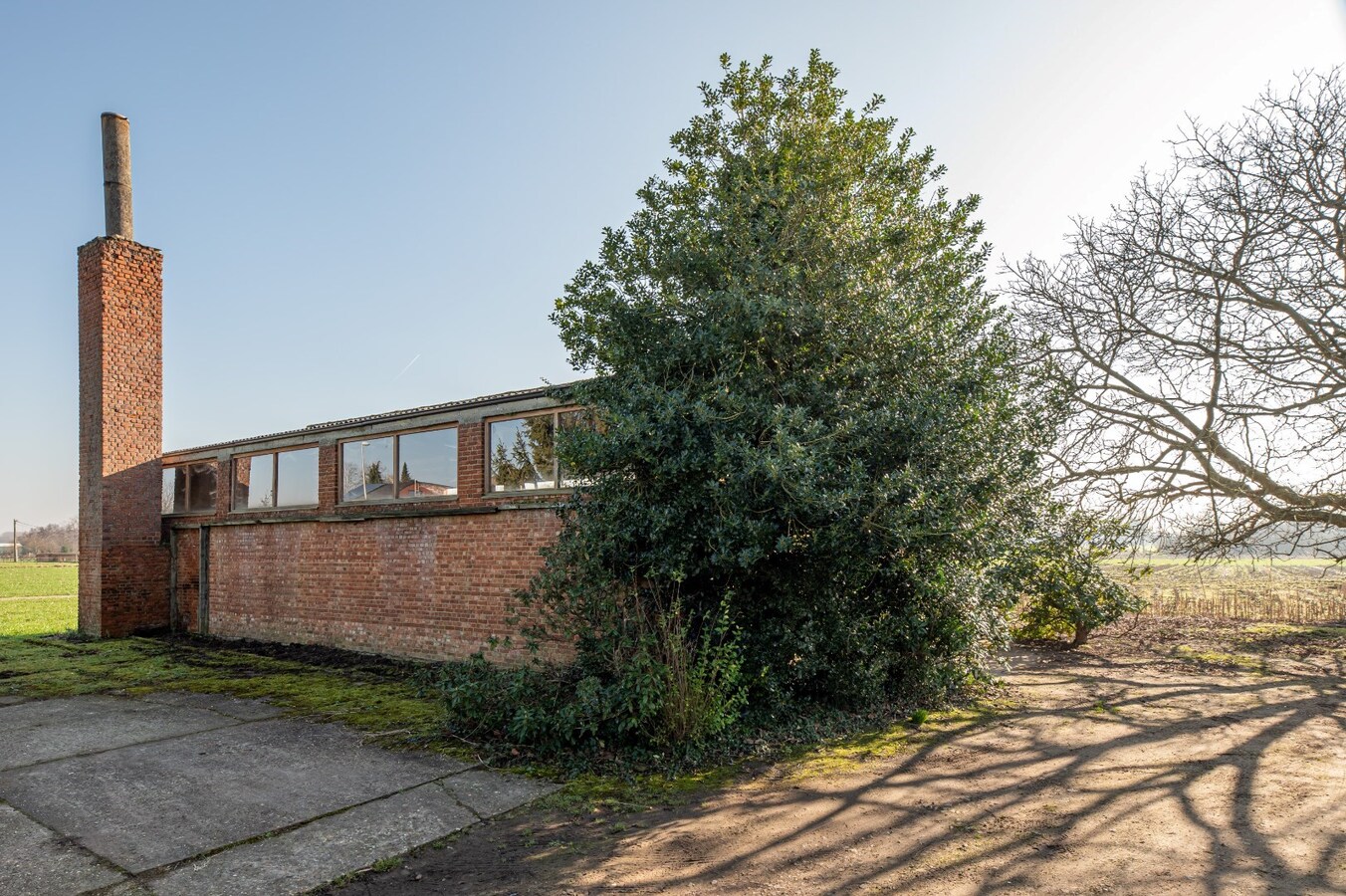 Authentieke hoeve met bijgebouw op 52 a 84 ca 