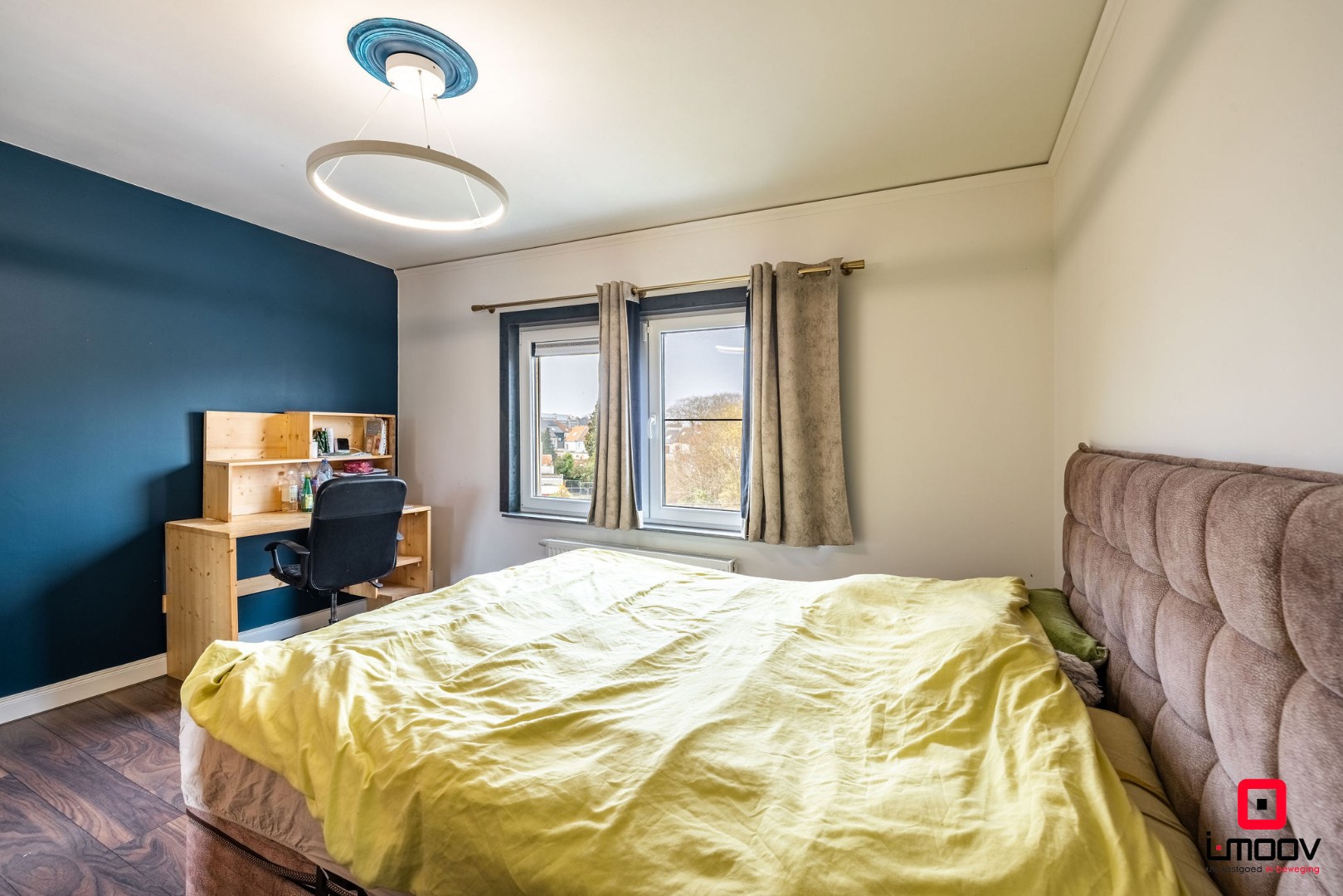 Hoogwaardig gerenoveerde stadswoning met 4 slaapkamers en zuidgericht dakterras 