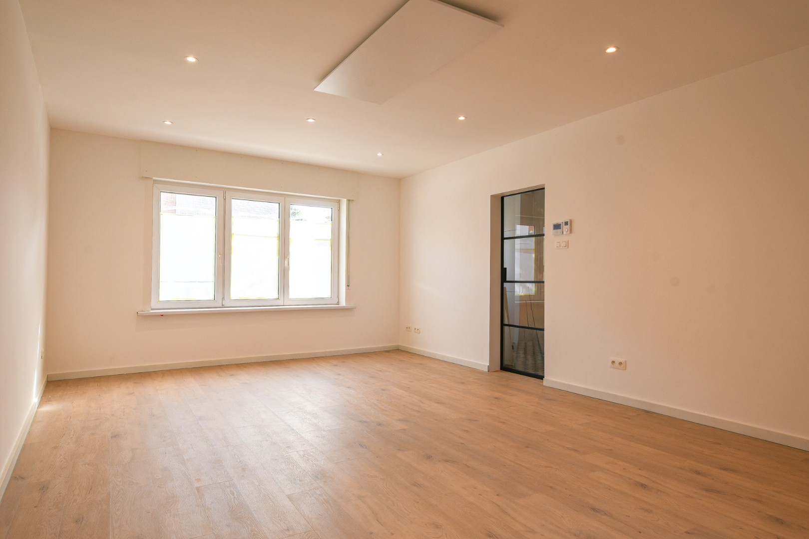 Gerenoveerde woning met 4 slaapkamers te Blankenberge 
