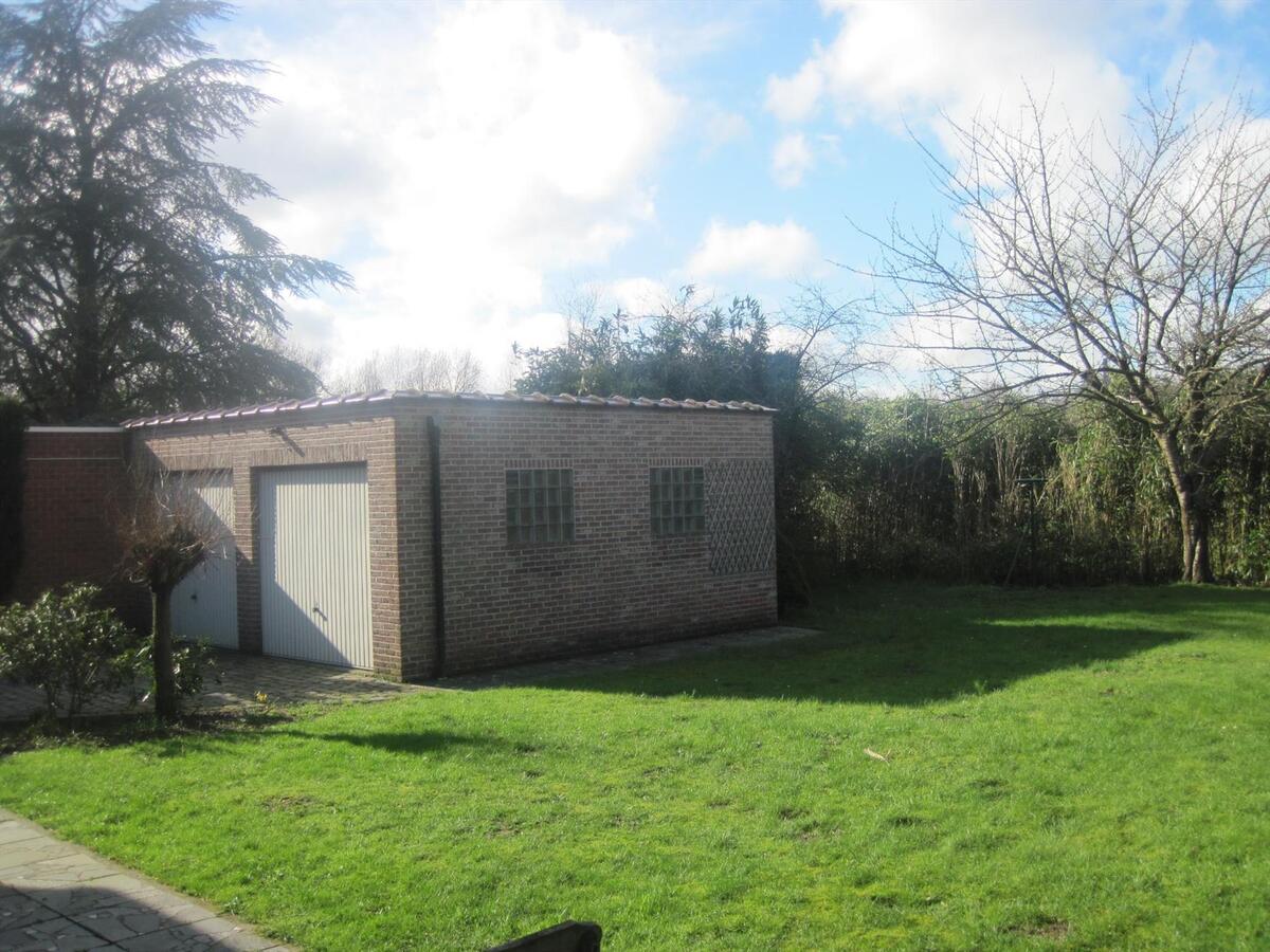 Tijdloze villa in rustige straat. Groene omgeving én toch overal vlakbij. 