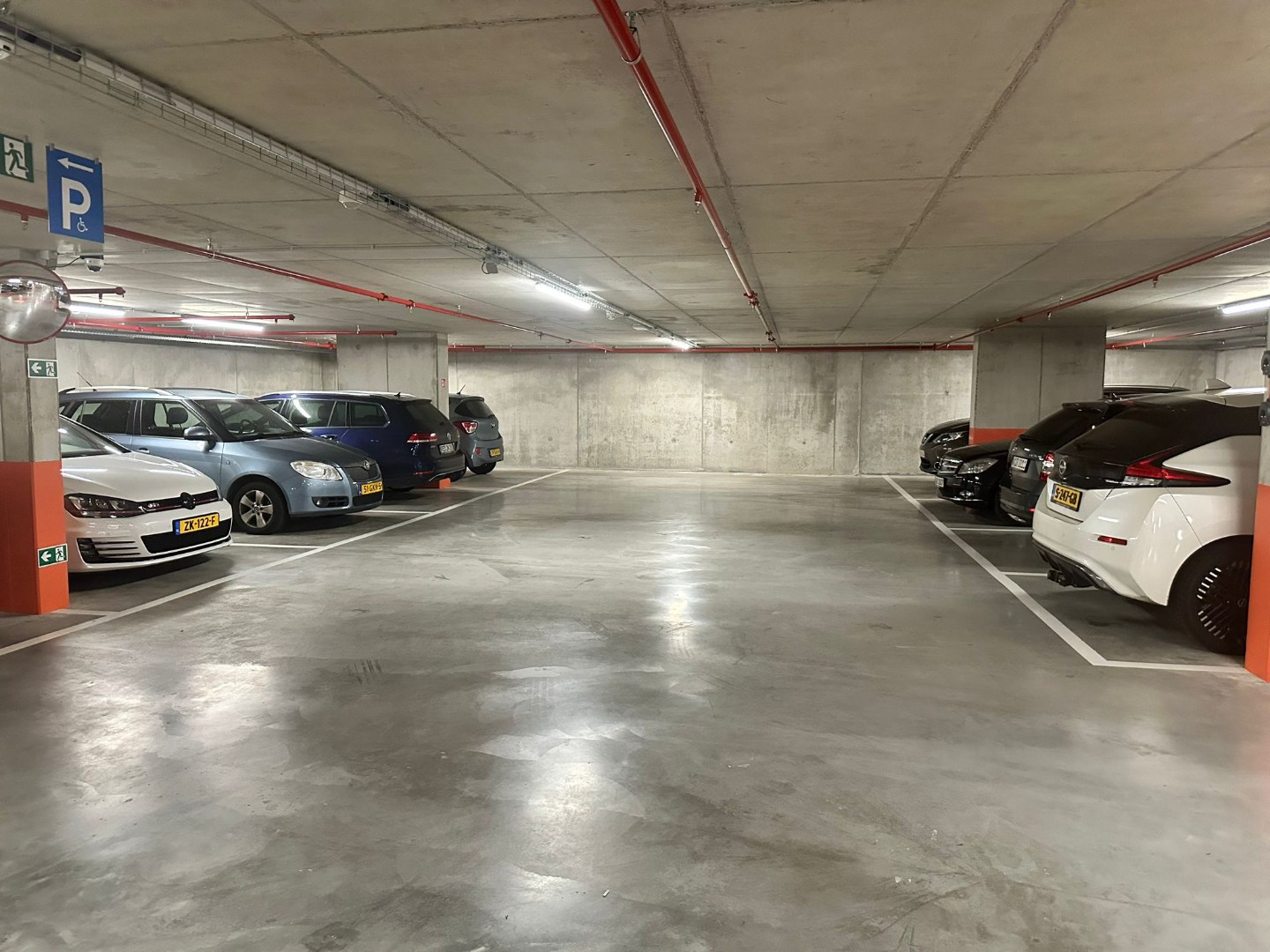 Pakket van 3 rotatieparkings aan Brussels Airport te koop 