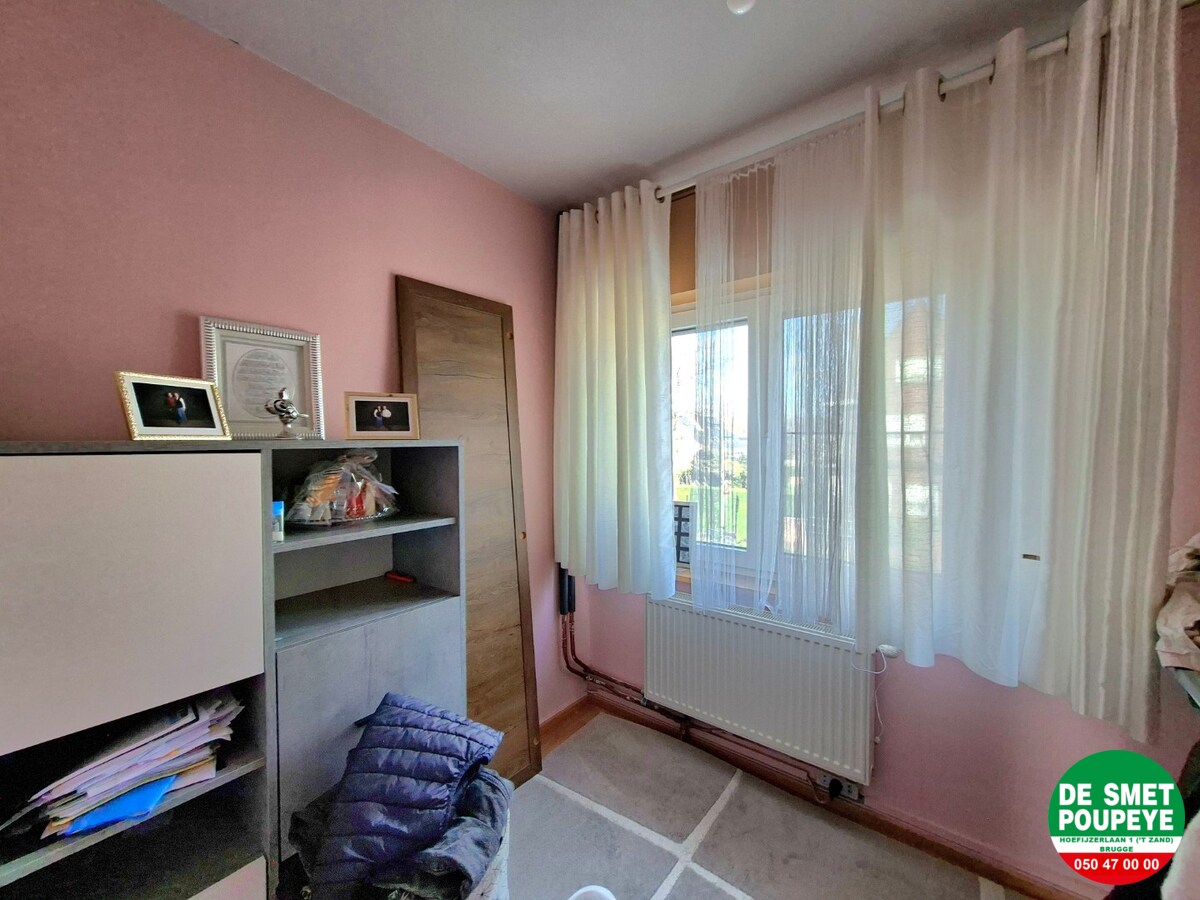 Ruime woning met garage 