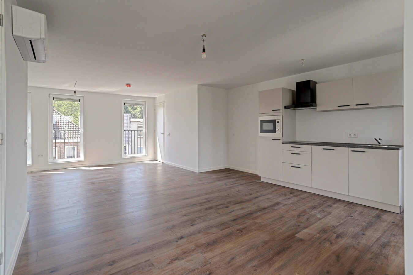 Bredaseweg 129B, Tilburg 